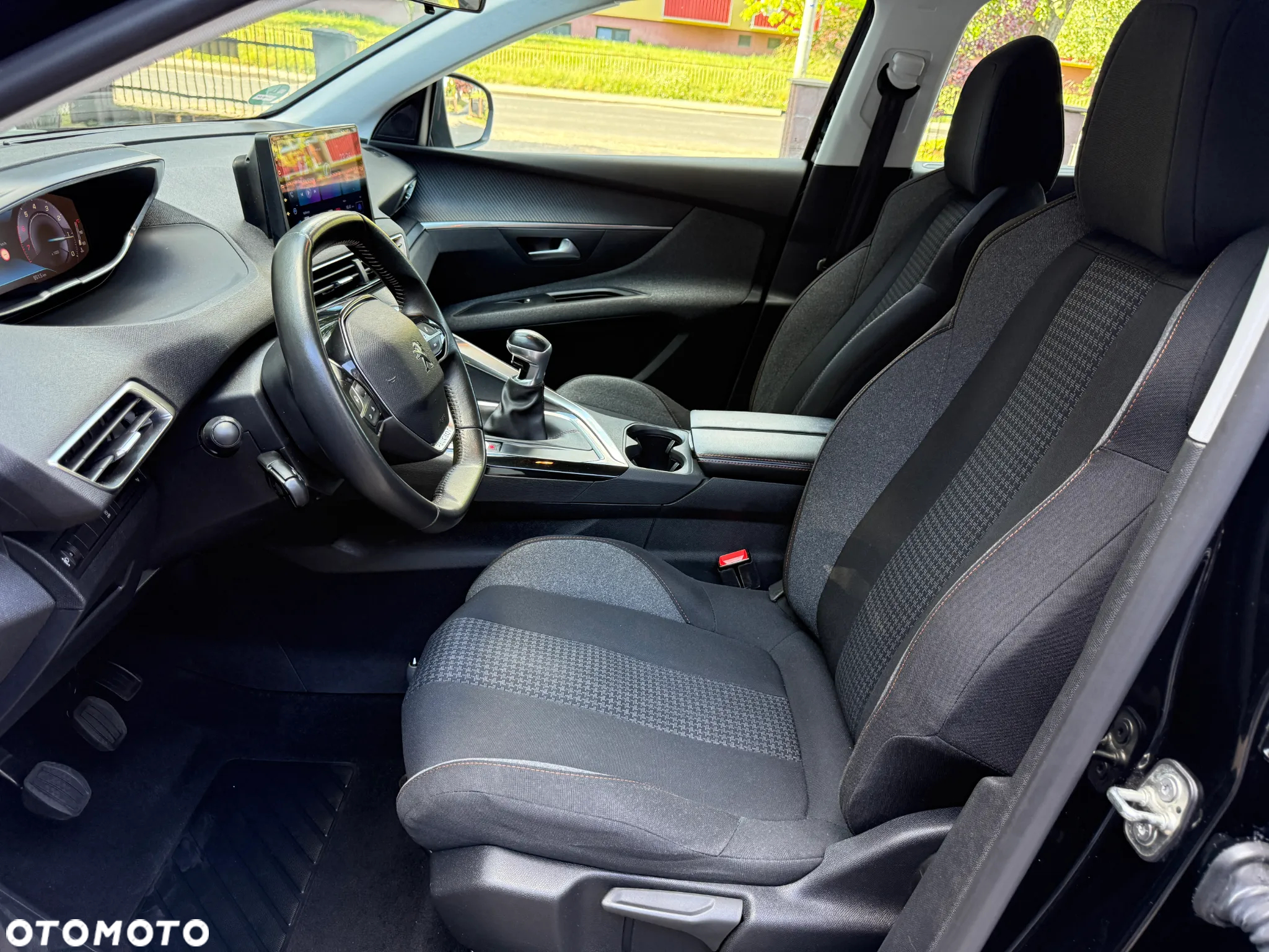 Peugeot 5008 1.2 PureTech Access S&S - 28