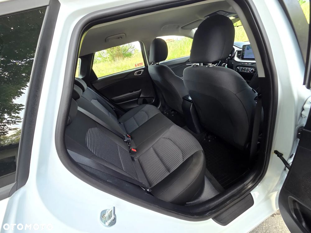 Kia Ceed 1.0 T-GDI M - 27