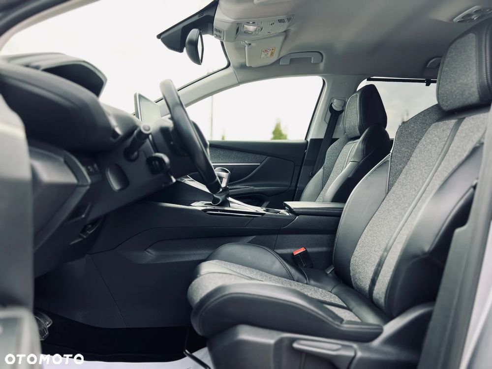 Peugeot 5008 BlueHDi 130 Allure Pack - 27