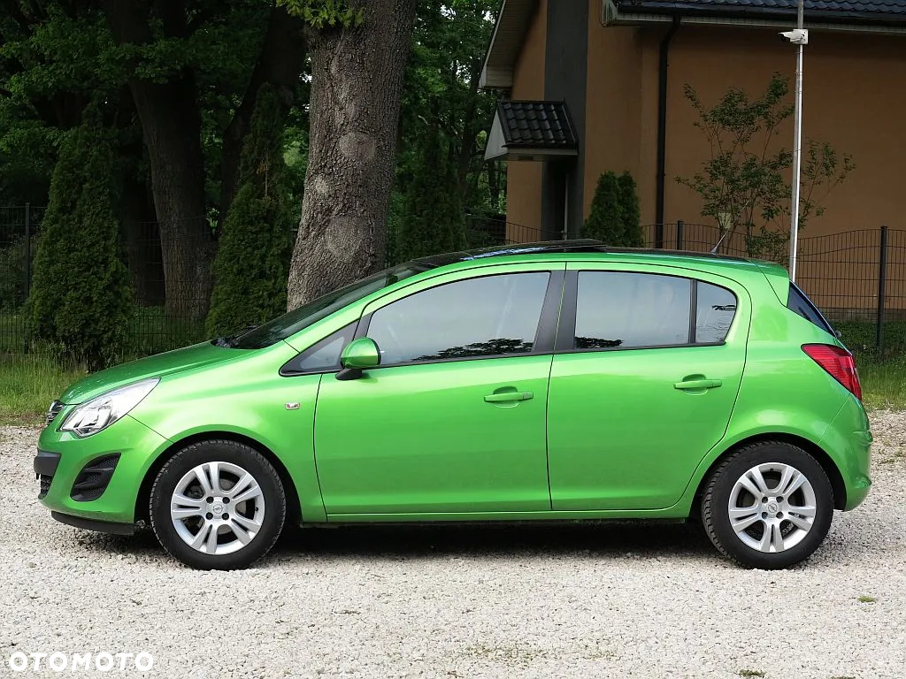Opel Corsa 1.4 T Cosmo S&S - 4