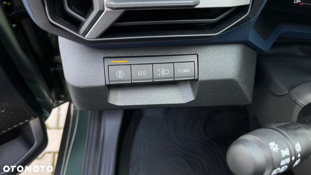 Dacia Duster 1.6 Full Hybrid 140 Journey MMT - 12