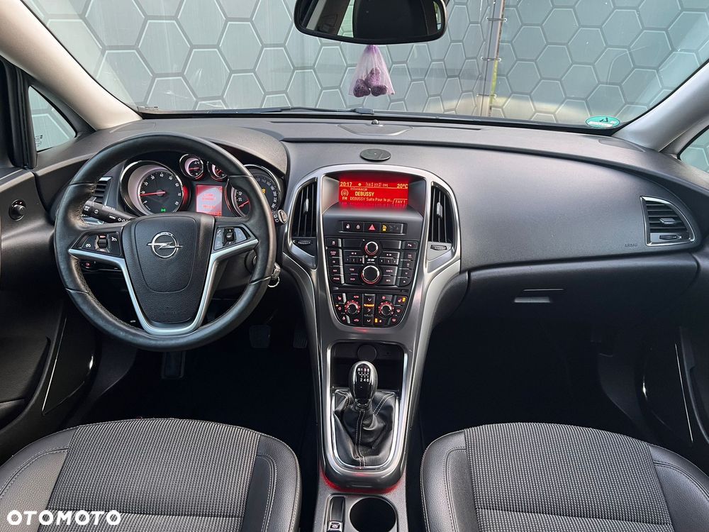 Opel Astra 1.4 Turbo Cosmo - 19