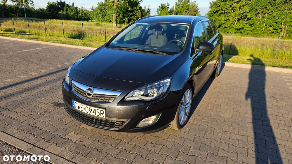 Opel Astra 1.6 T Sport - 2