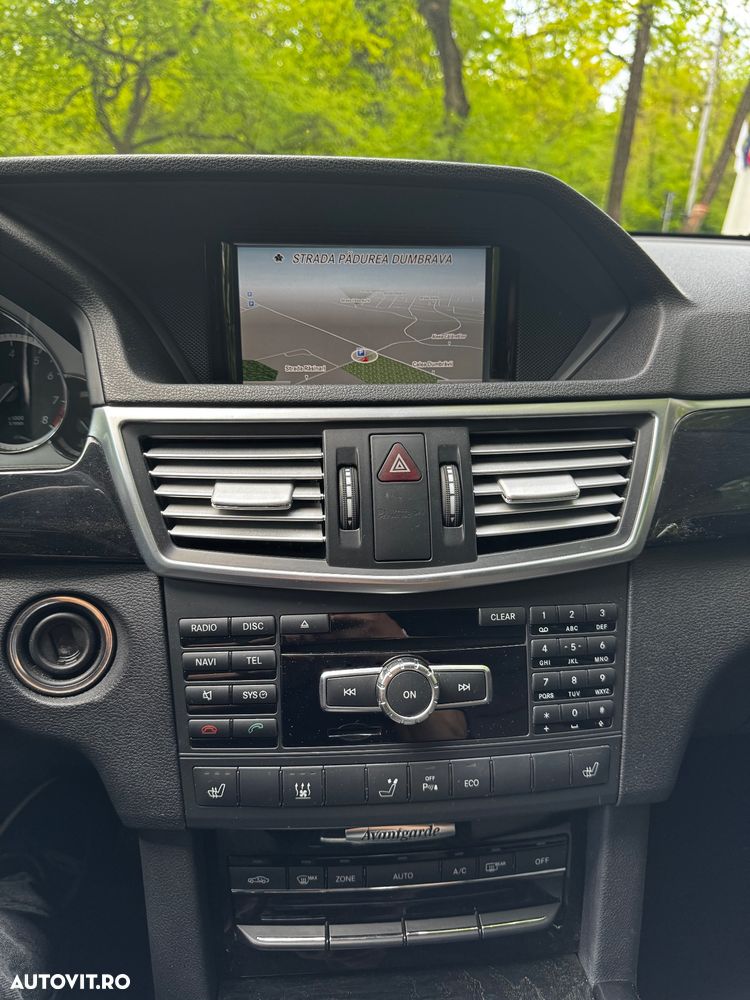 Mercedes-Benz E - 26
