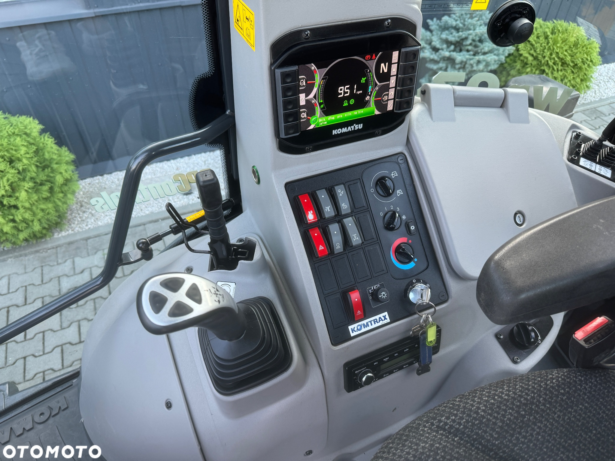 Komatsu WB 97R - 20