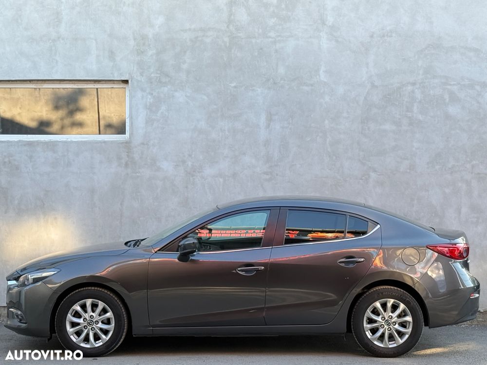 Mazda 3 - 13