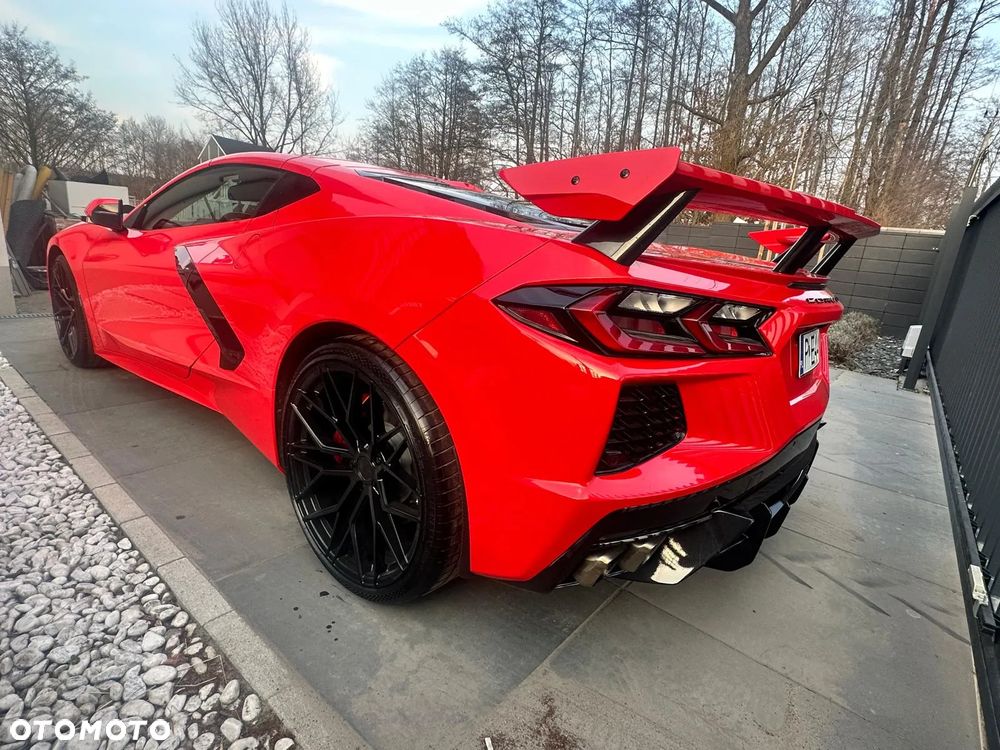 Chevrolet Corvette - 8