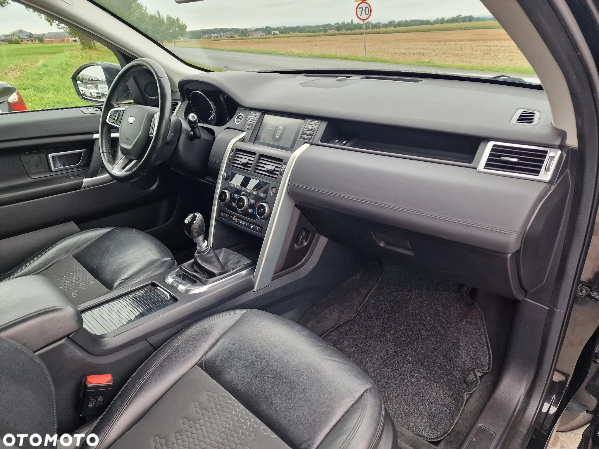 Land Rover Discovery Sport 2.0 D150 SE - 36