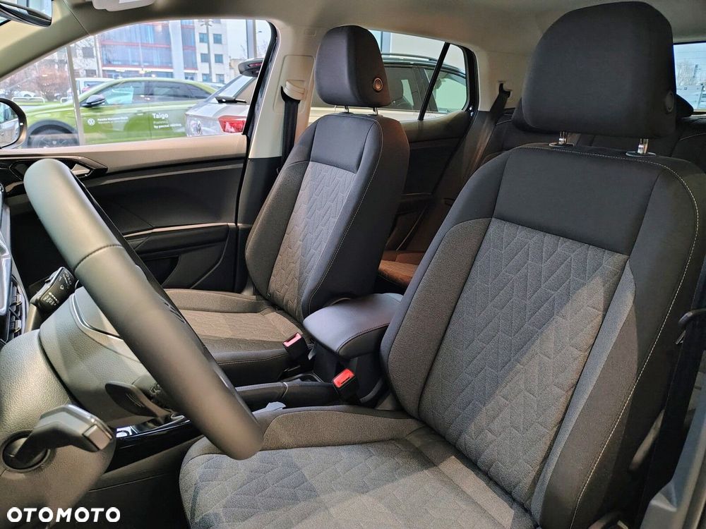 Volkswagen T-Cross - 11