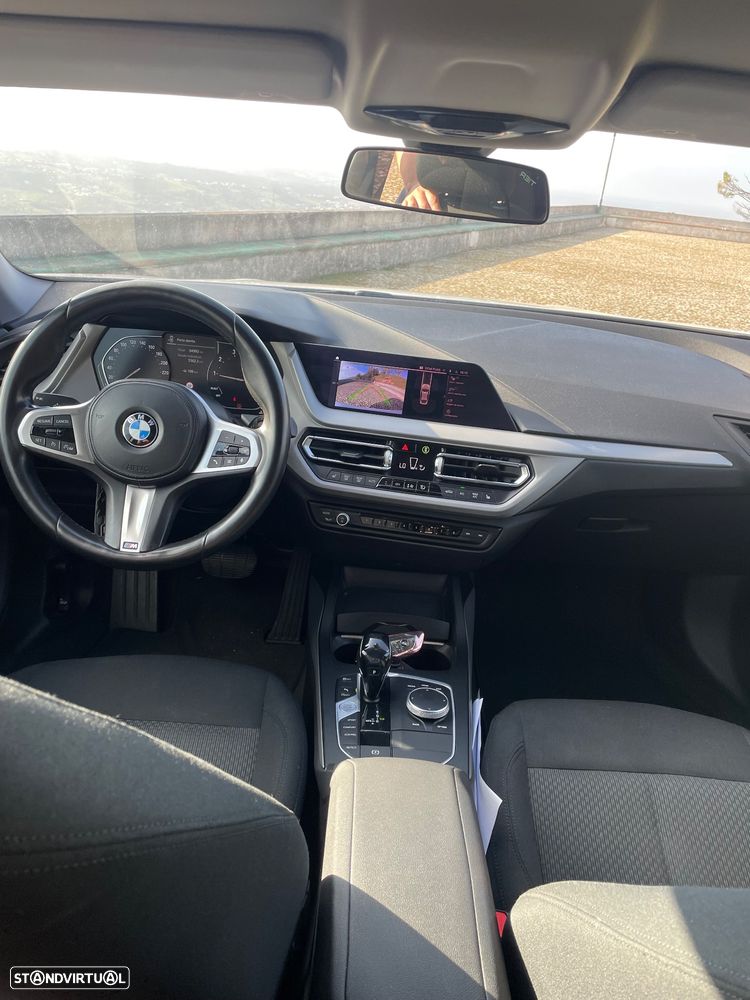 BMW 218 i Coupe Auto - 10