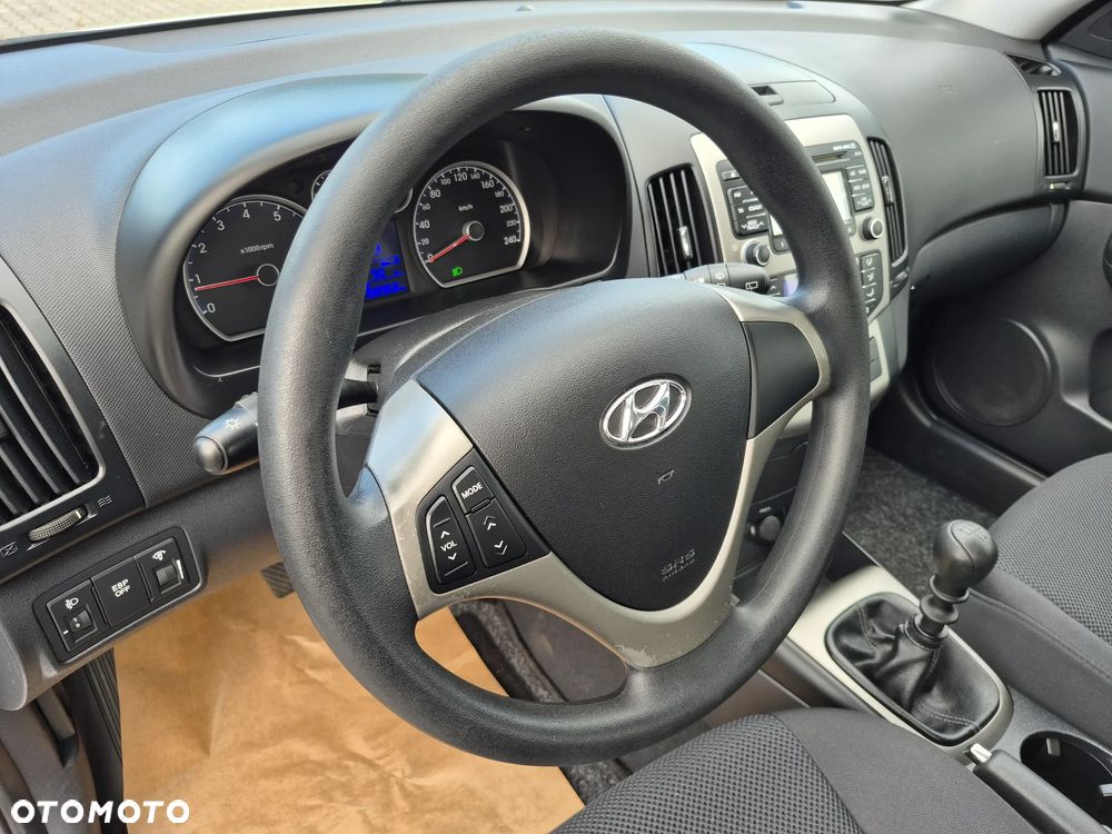 Hyundai i30 1.6 Style - 26