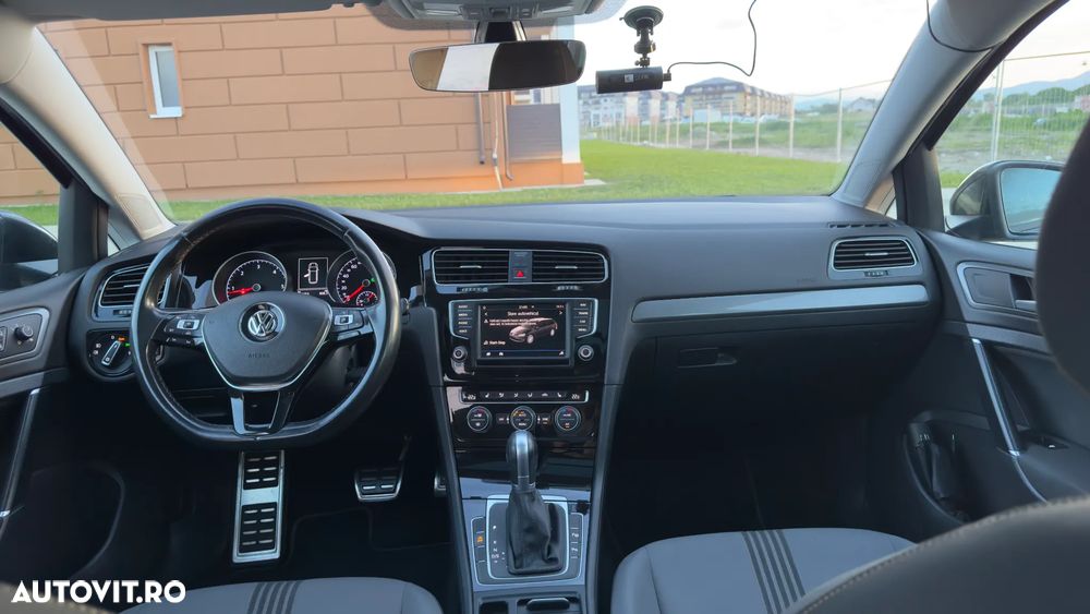 Volkswagen Golf 1.6 TDI BlueMotion Technology DSG Allstar - 5