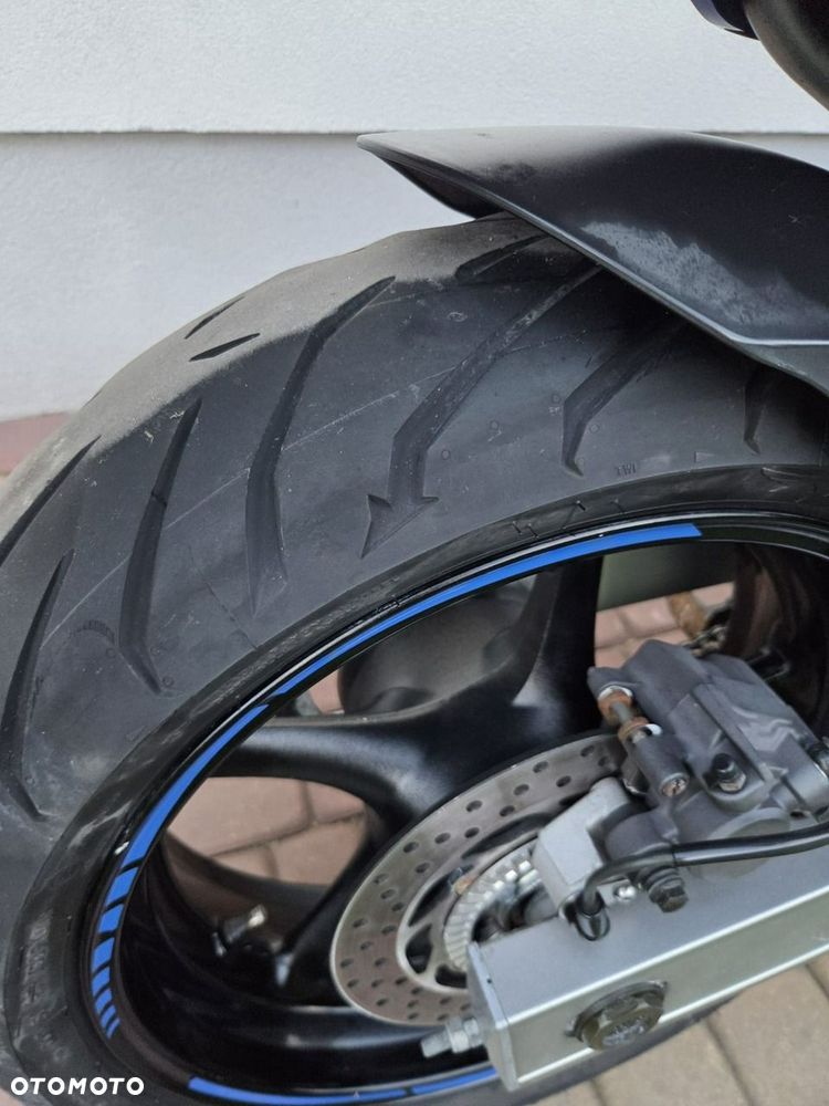Yamaha FZ - 10
