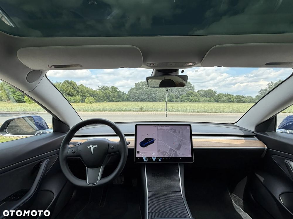 Tesla Model 3 Standard Range Plus - 11