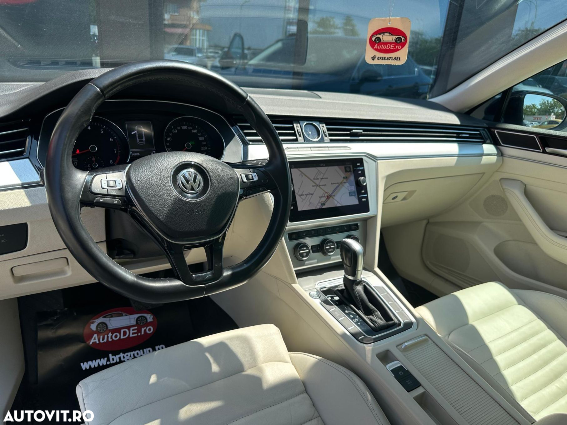 Volkswagen Passat - 5