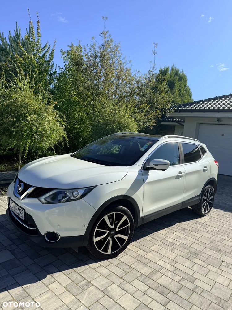 Nissan Qashqai 1.6 DIG-T Tekna - 1