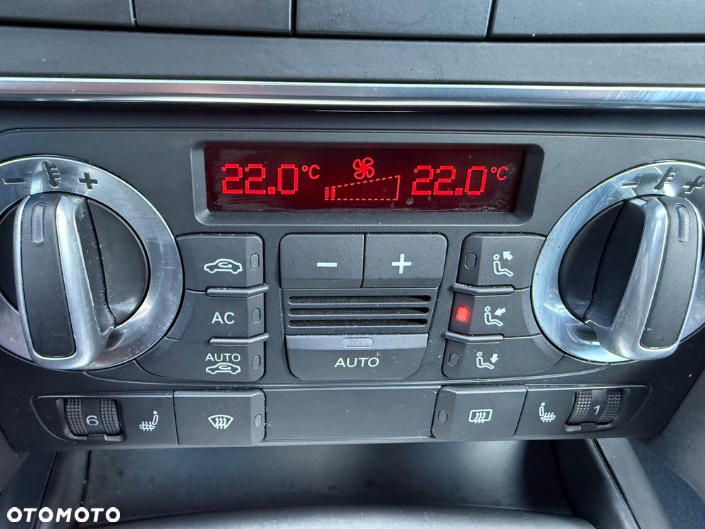 Audi A3 Sportback 1.4 TFSI Ambiente - 16