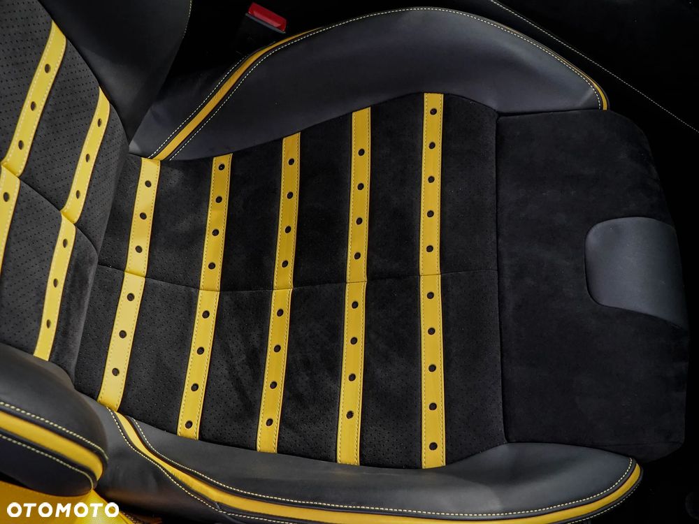 Ferrari SF90 Stradale - 32