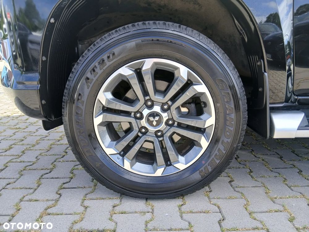 Mitsubishi L200 2.2 d DC Instyle Plus - 18