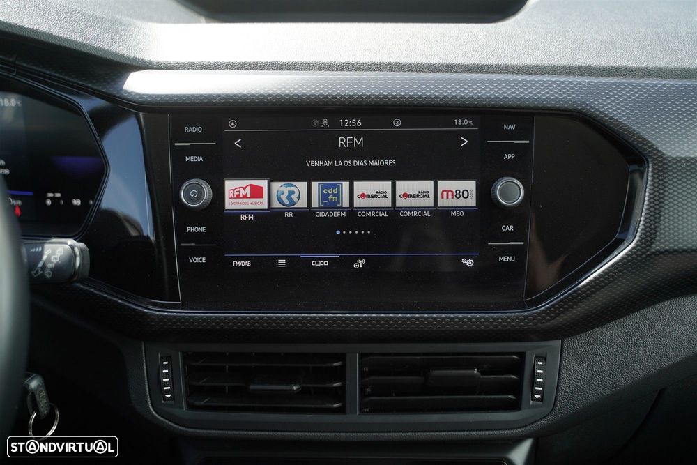 VW T-Cross 1.0 TSI BlackStyle DSG - 24