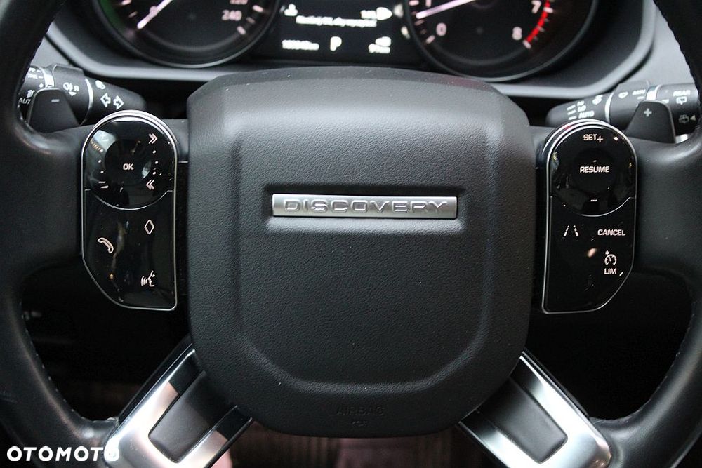 Land Rover Discovery 2.0 P300 - 17