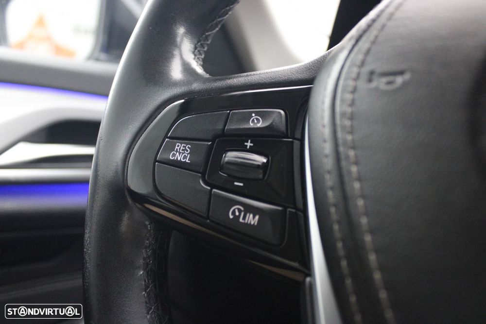 BMW 520 d Auto - 11