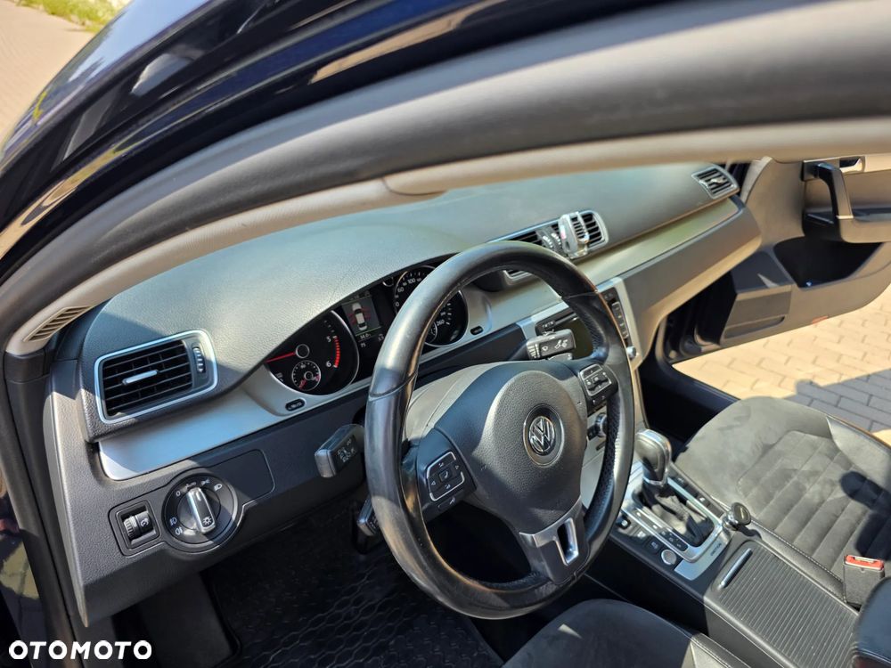Volkswagen Passat 2.0 TDI 4Mot Highline DSG - 37