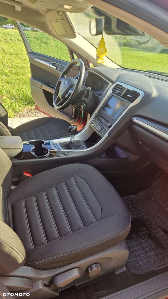 Ford Mondeo 1.5 TDCi ECOnetic Edition - 9