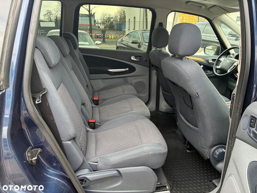 Ford Galaxy 2.0 TDCi Ghia - 14