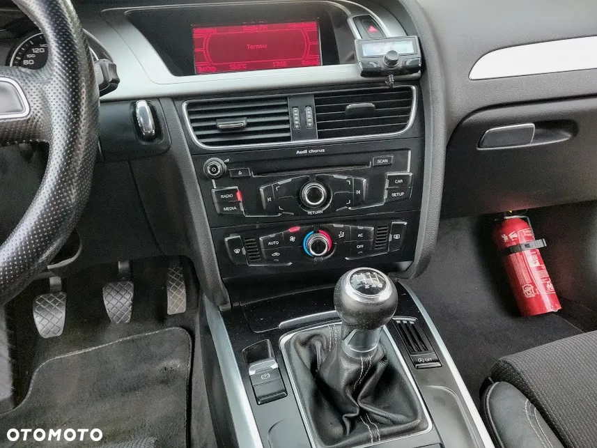 Audi A4 Avant 2.0 TDI e DPF S line Sportpaket - 12