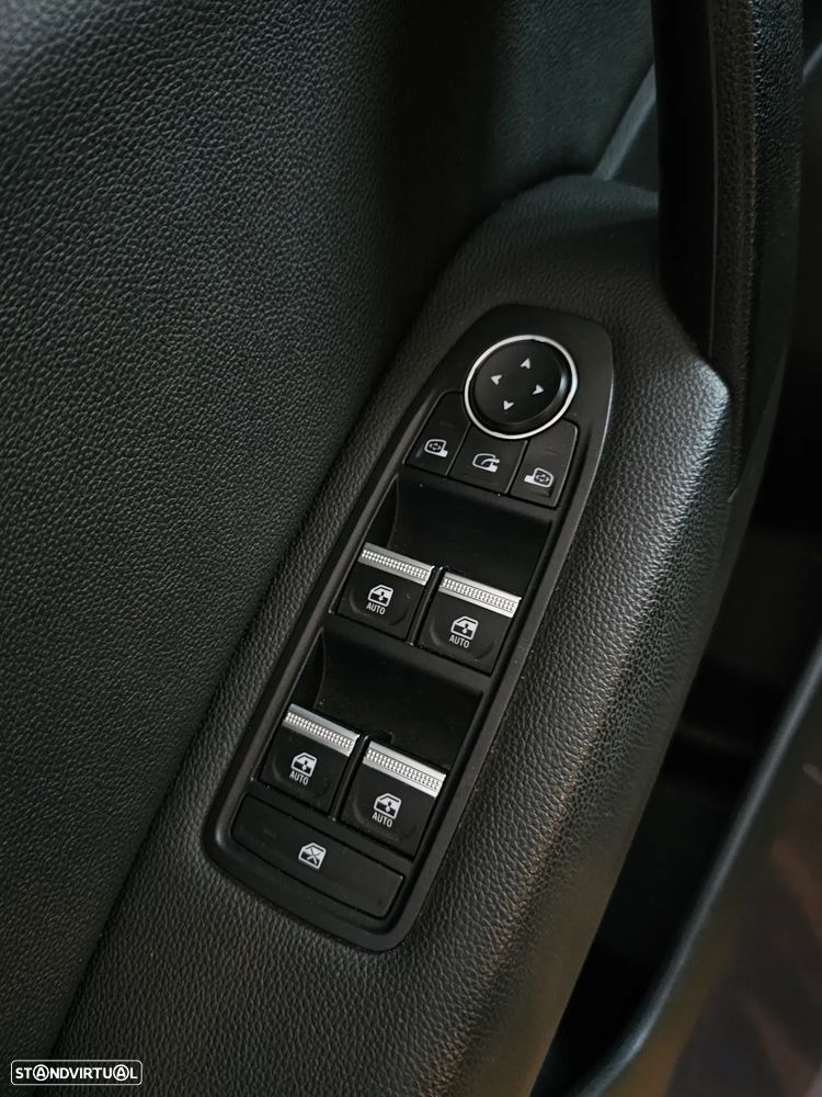 Renault Captur 1.3 TCe Exclusive EDC - 16