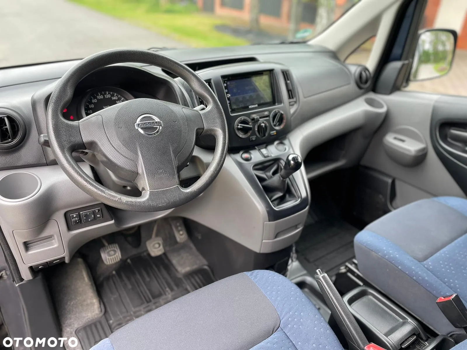 Nissan NV200 - 14