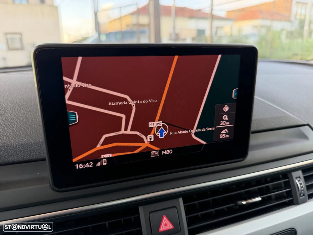 Audi A4 Avant 35 TDI S tronic - 29