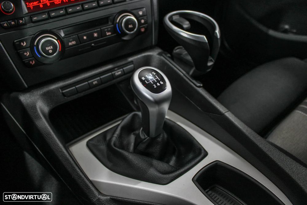 BMW X1 sDrive20d - 37