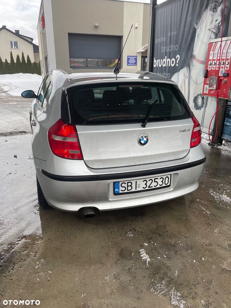 BMW Seria 1 118d DPF - 6