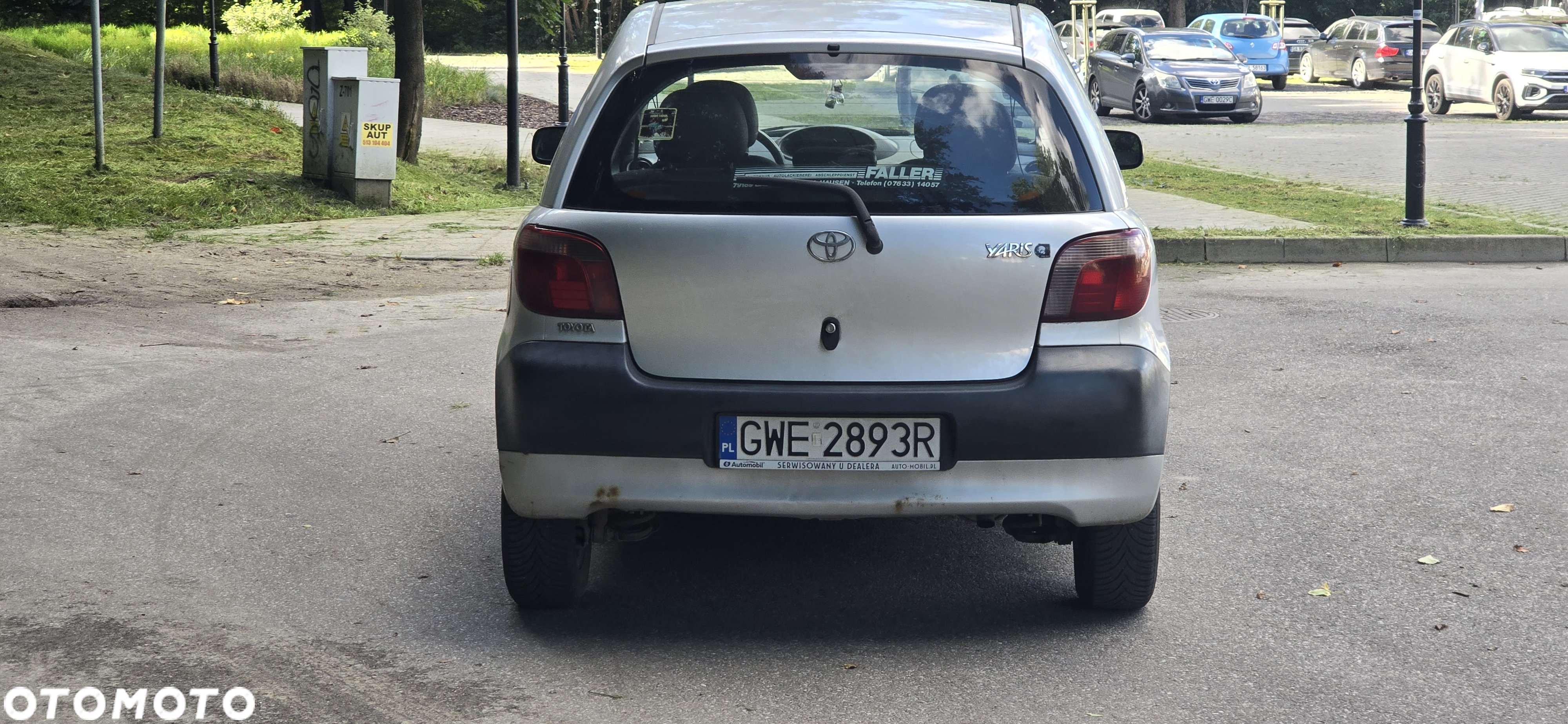 Toyota Yaris 1.0 Base - 6