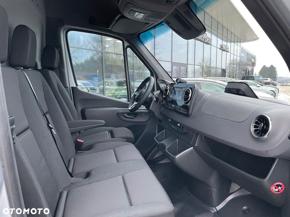 Mercedes-Benz Sprinter 317 CDI Reflektory LED Hak 3,5t. - 11