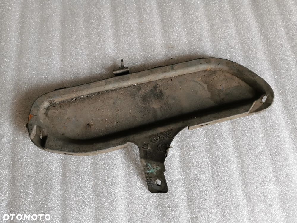 Peugeot 406 Kratka zderzaka prawa prawy przód zaślepka - 2
