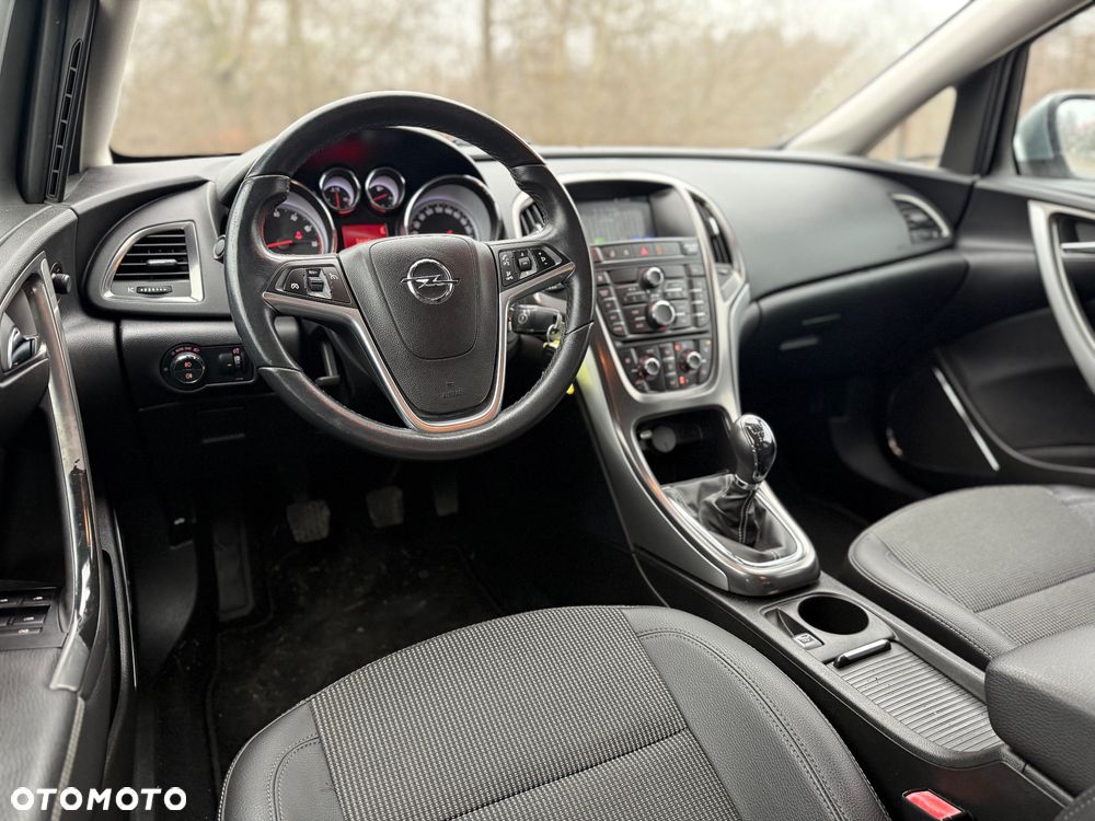 Opel Astra 1.4 Turbo Cosmo - 14