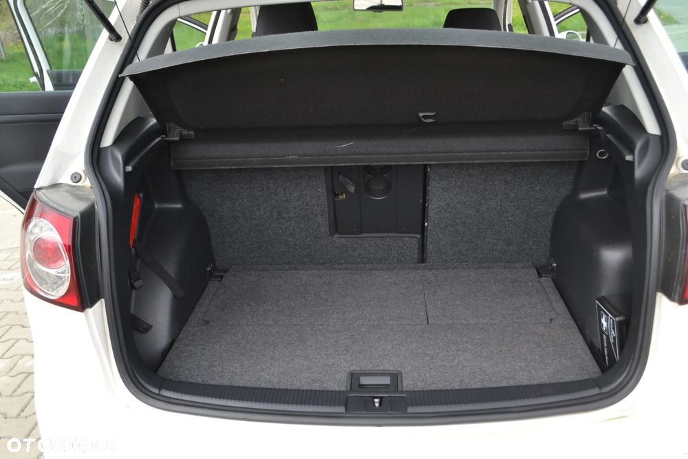 Volkswagen Golf Plus - 16