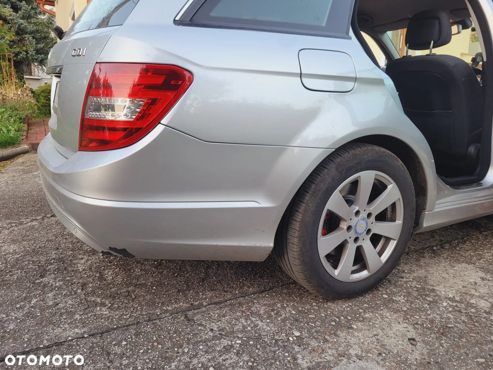 Mercedes-Benz Klasa C 220 CDI 7G-TRONIC Edition - 21