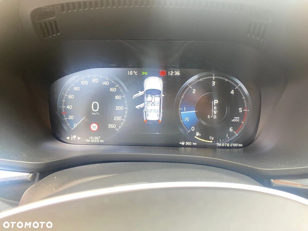 Volvo XC 60 D4 SCR AWD R-Design - 4
