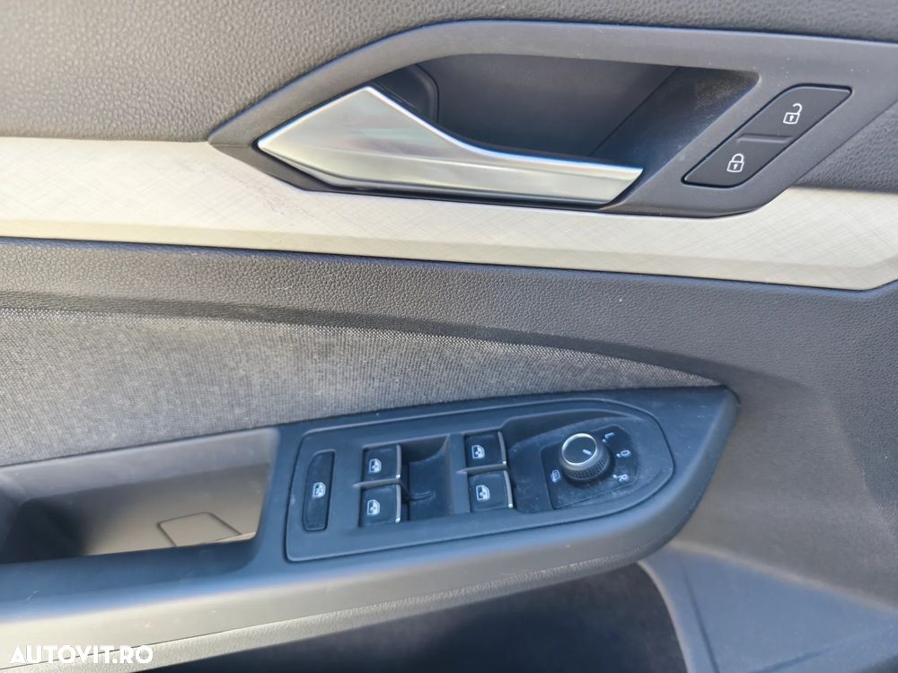 Volkswagen Golf 2.0 TDI DSG Life - 17