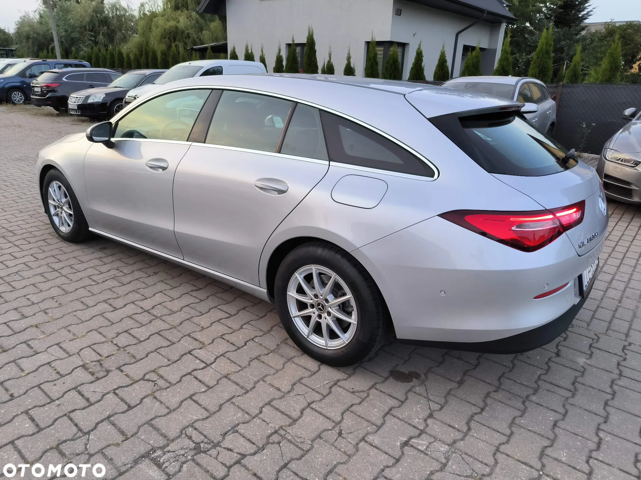 Mercedes-Benz CLA 180 d Shooting Brake 8G-DCT Edition 2022 - 4