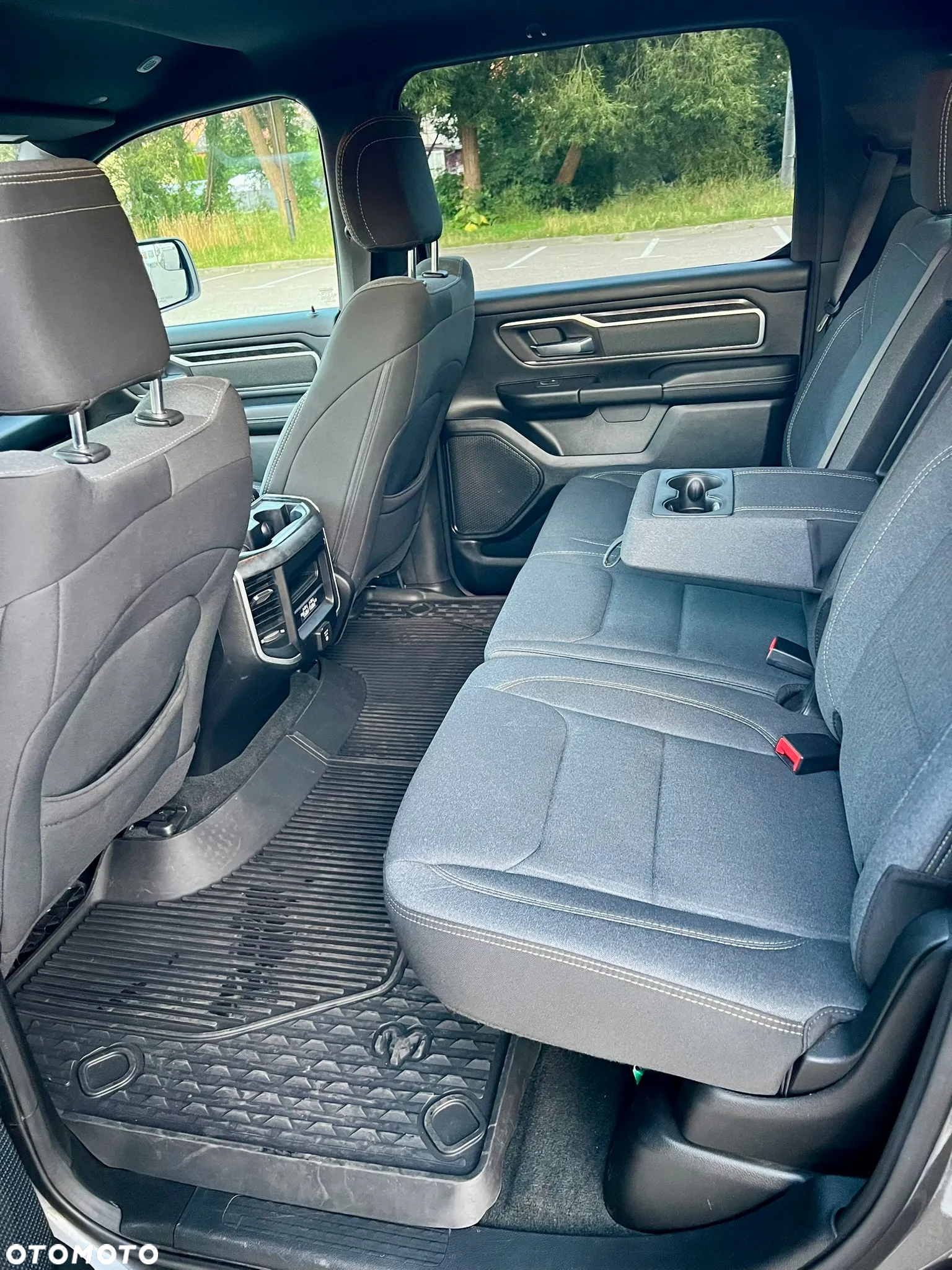 RAM 1500 5.7 Crew Cab Bighorn - 5