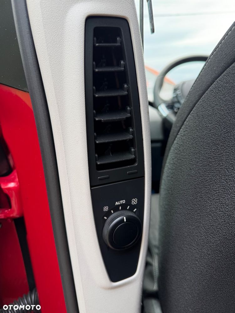 Citroën C4 Picasso VTi 120 Attraction - 23