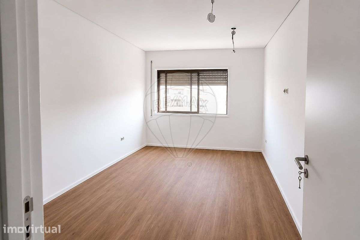 Apartamento T1 para venda - Grande imagem: 4/17