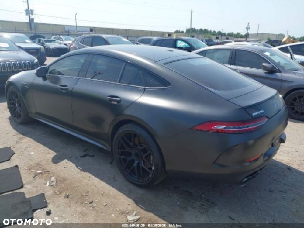 Mercedes-Benz AMG GT - 4