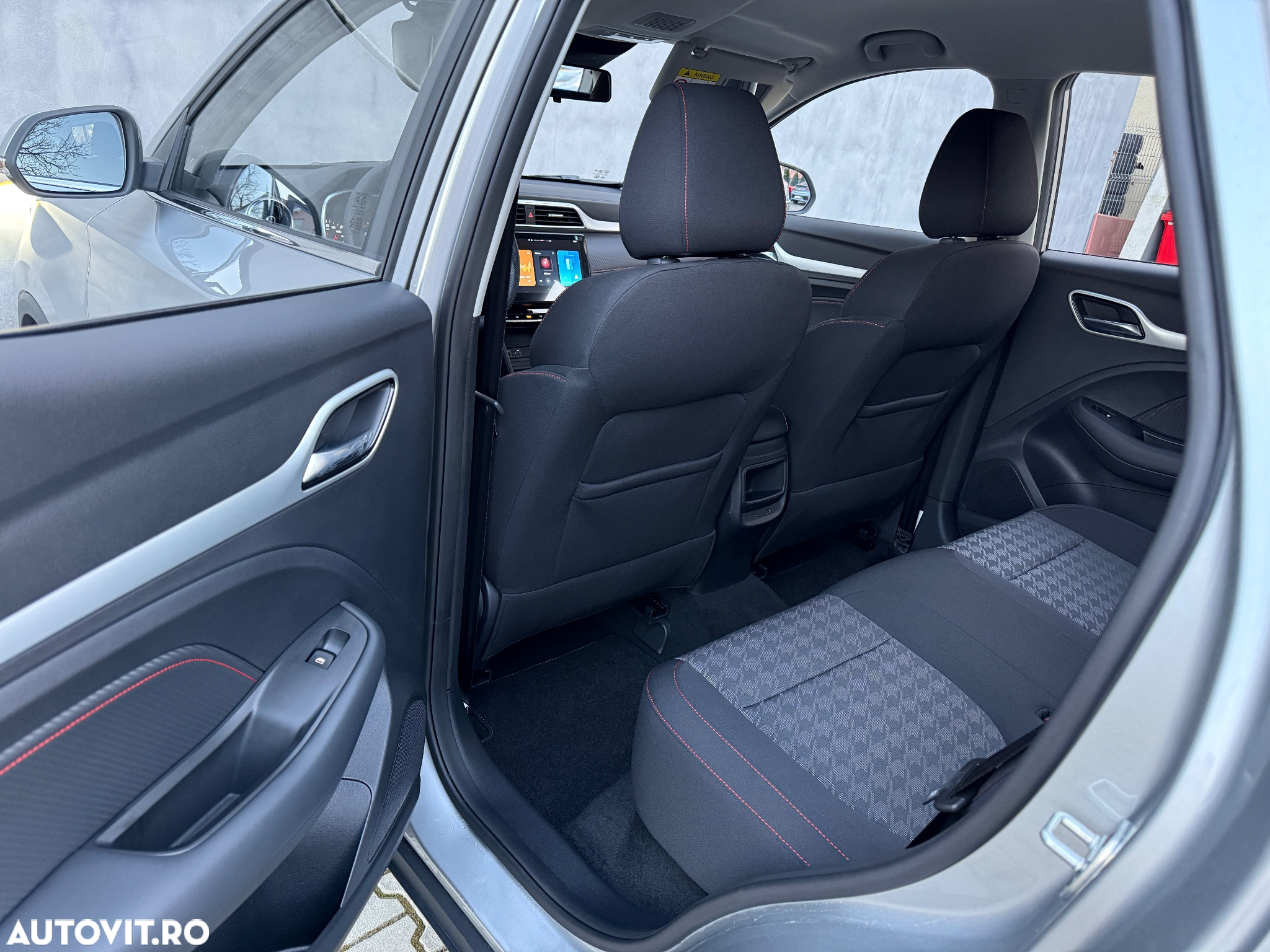 MG ZS 1.5 GSL 5MT Exclusive - 15