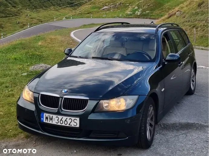 BMW Seria 3 318i - 1